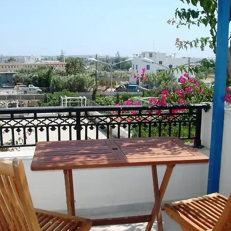Rena Valetta Studios Naxos City Room photo