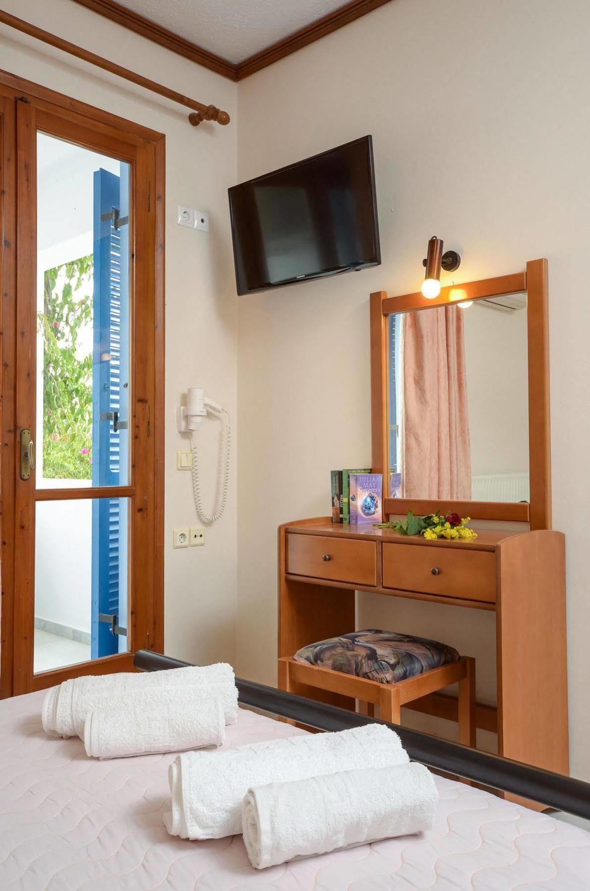 Apartment Rena Valetta Studios *